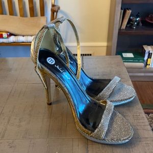 Michael Antonio open toe sandle heels size 9